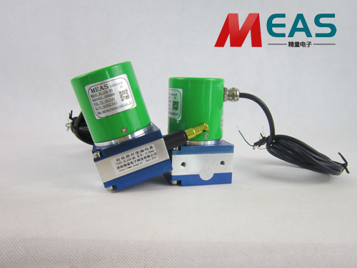 �������λ�Ƃ������M��ׂ��l�����Կ��ɔ_